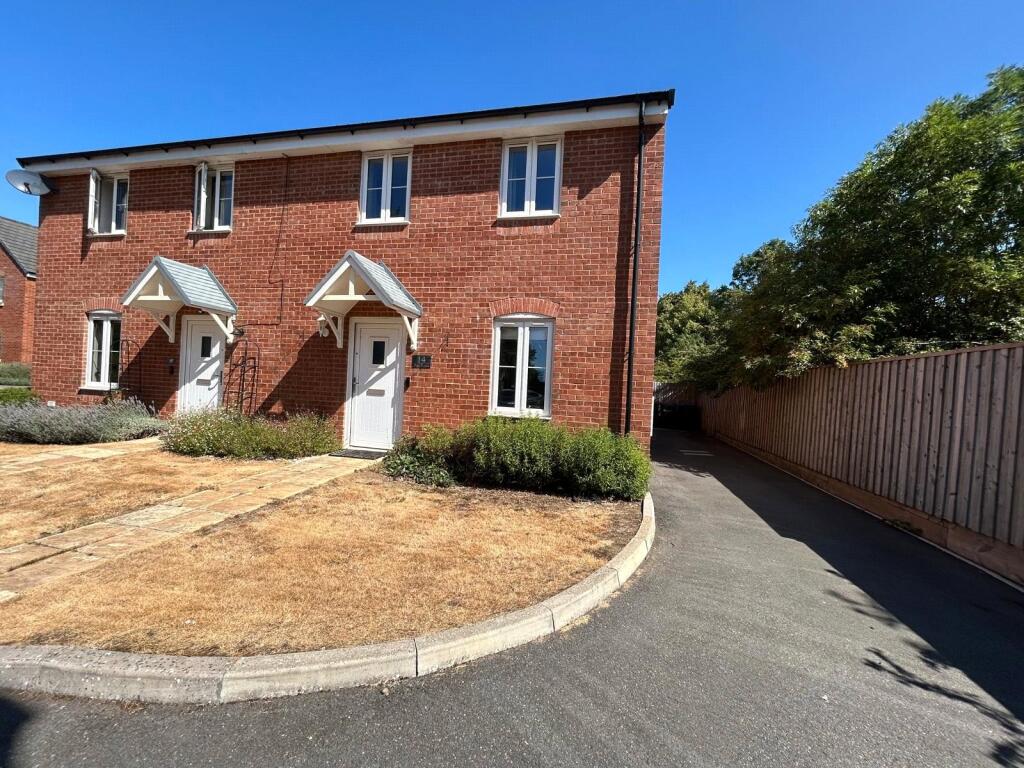 Main image of property: Red Road, WOODFORD HALSE, Northamptonshire, NN11