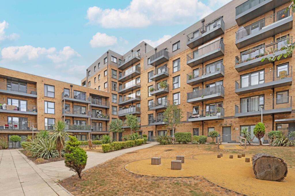 Main image of property: Kingston Road, New Malden