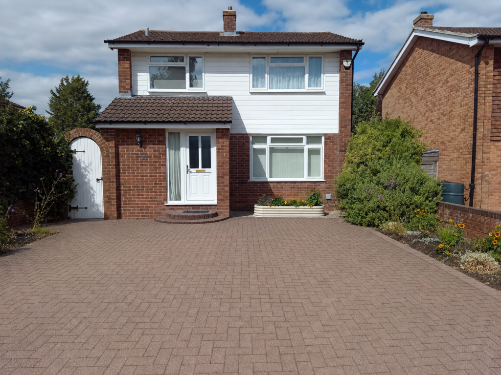 Main image of property: Kenilworth Road, Basingstoke, Hampshire, RG23