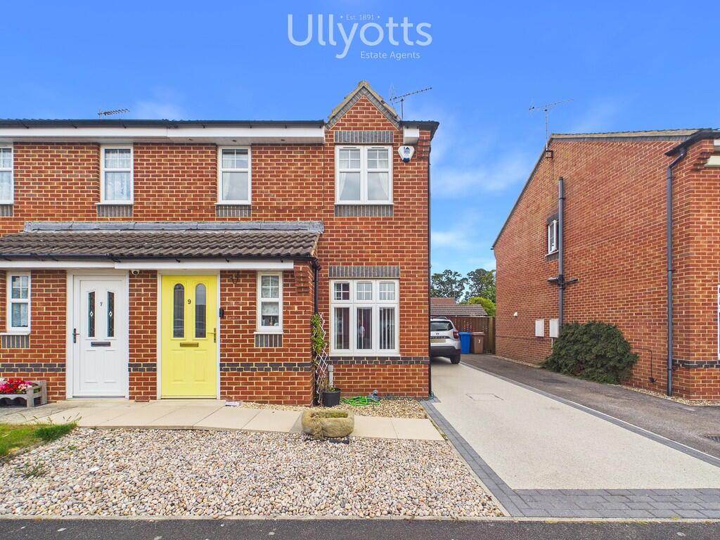 Main image of property: Longleat Avenue, Bridlington