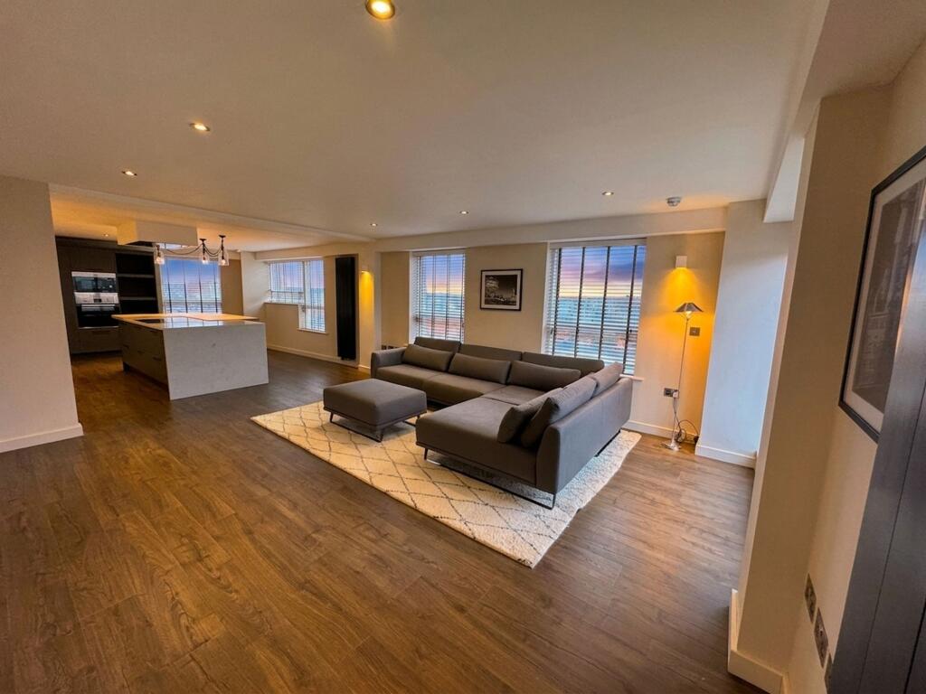 Main image of property: Penthouse, Whitehall Waterfront