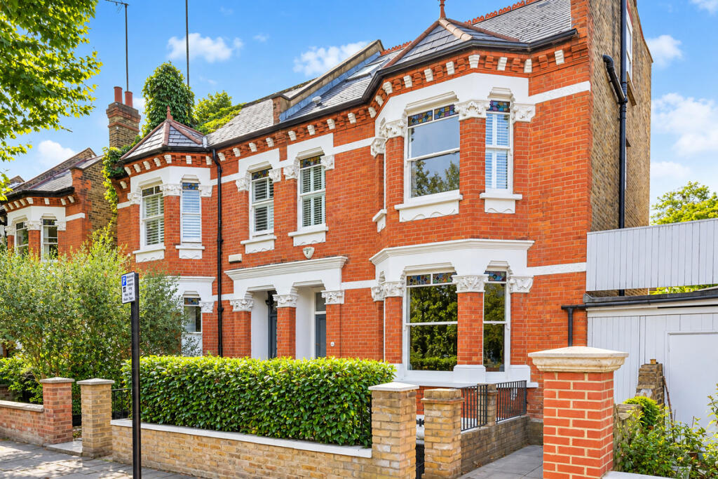 Main image of property: Sutton Lane South, London, W4