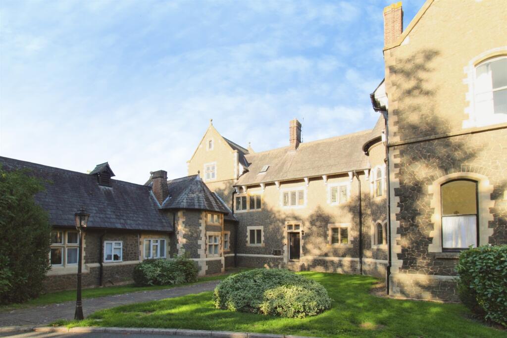 Main image of property: Stoneygate Road, Leicester