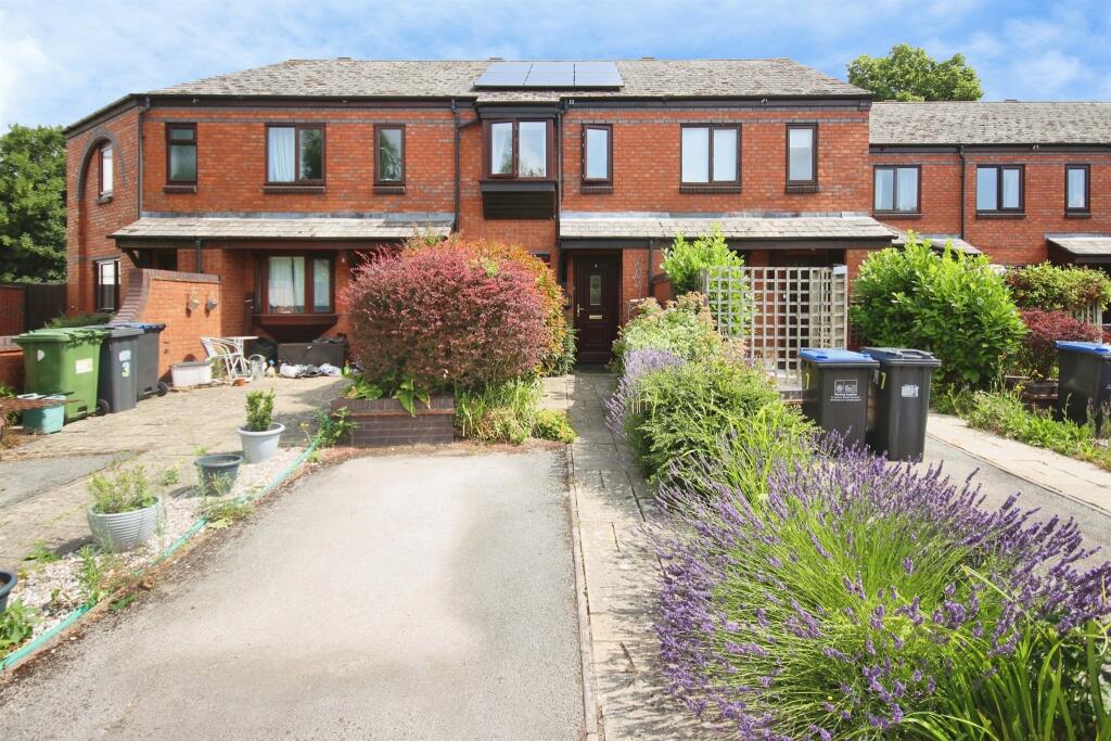 Main image of property: Lammas Walk, WARWICK