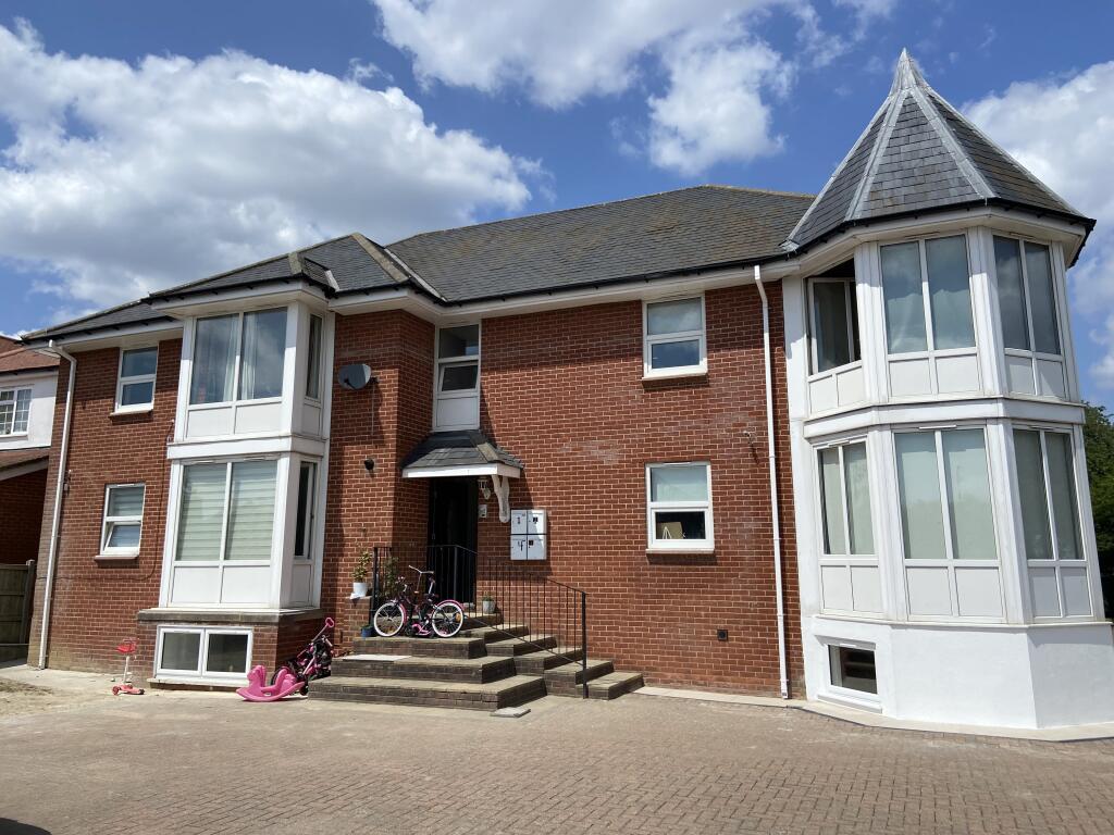 Main image of property: Mount Pleasant Road, Chigwell, Essex