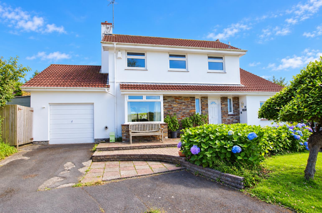 Main image of property: Georgeham