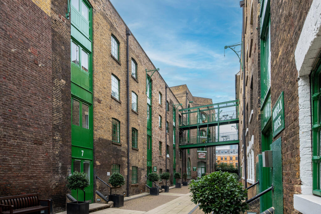 Main image of property: 7 Maidstone Buildings Mews, London, SE1 1GD