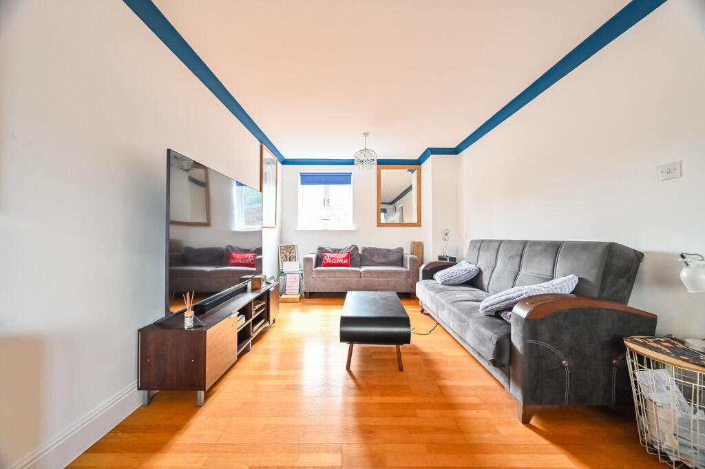 Main image of property: Peninsula Court, Isle Of Dogs, London, E14