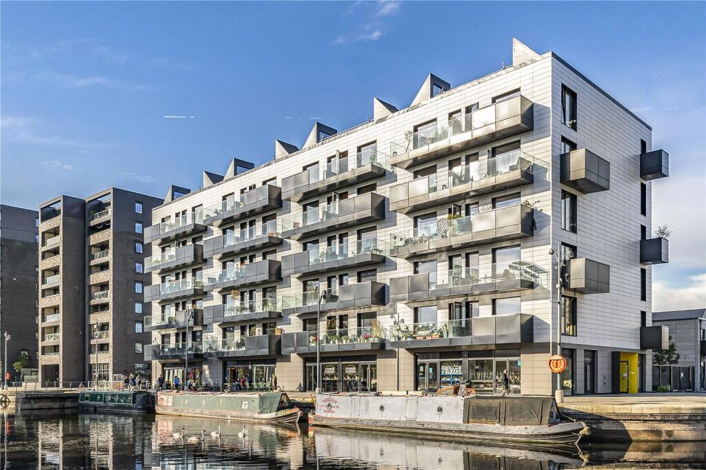 Main image of property: Keepers Quay, Manchester, Greater Manchester, M4