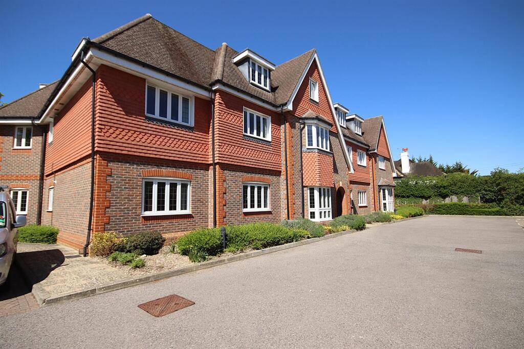 Main image of property: Shoppenhangers Road, Maidenhead