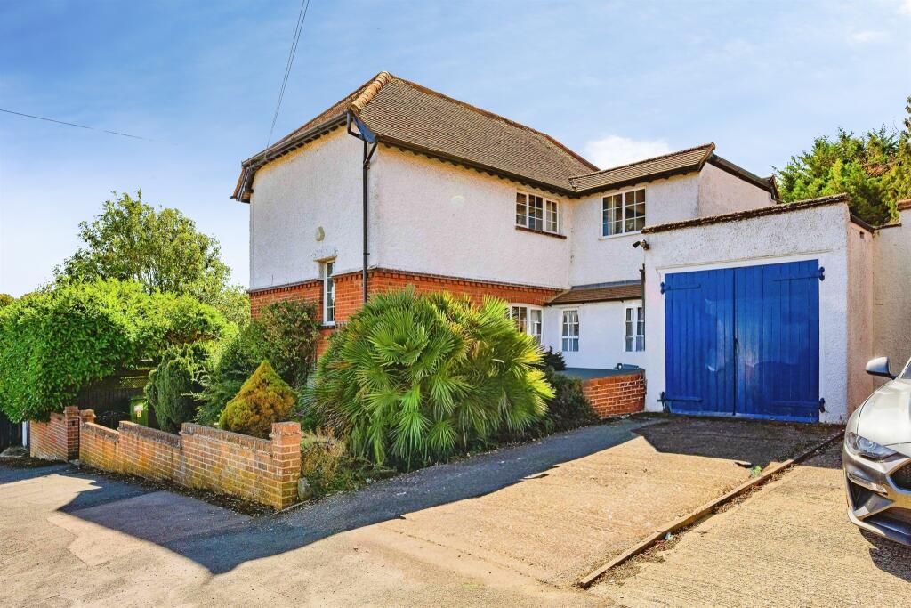 Main image of property: Gadeview Road, Hemel Hempstead