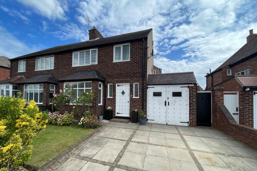 Main image of property: Longridge Drive,
Whitley Bay, Tyne and Wear,
NE26 3EL
