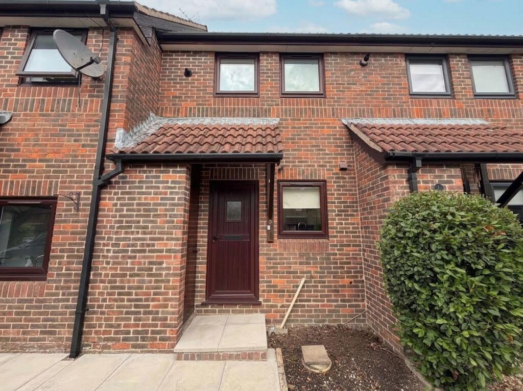 Main image of property: Kingsmead Place, Broadbridge Heath, RH12