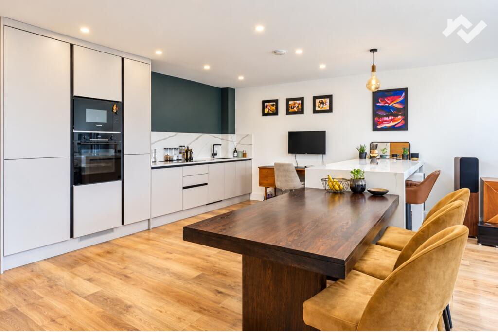 Main image of property: Burghley Court, Oldfield Road, Maidenhead, Berkshire. SL6 1AW