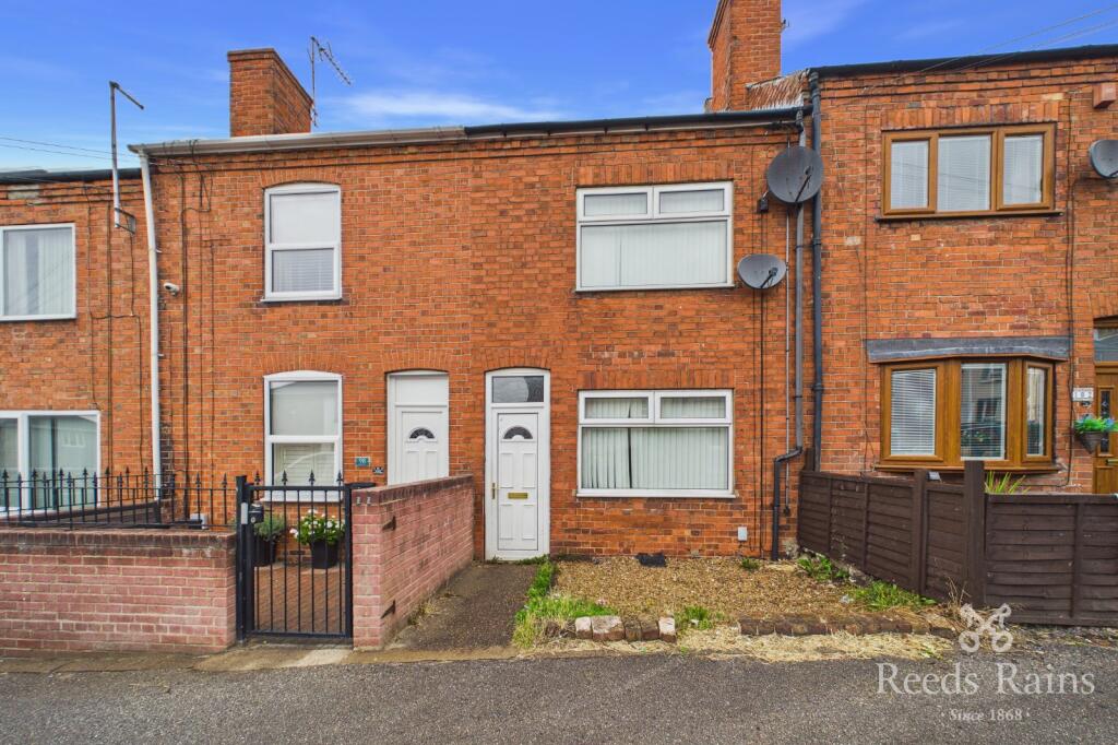 Main image of property: Lordens Hill, Dinnington, Sheffield, South Yorkshire, S25