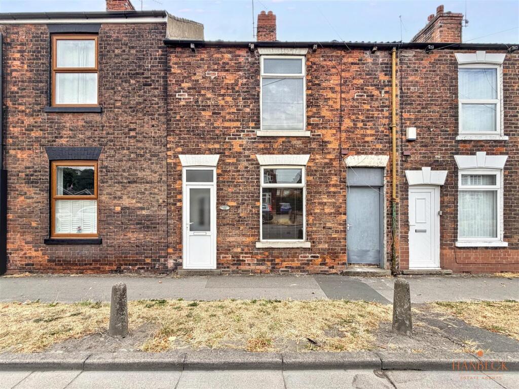 Main image of property: West Parade, Leads Road, Kingston Upon Hull