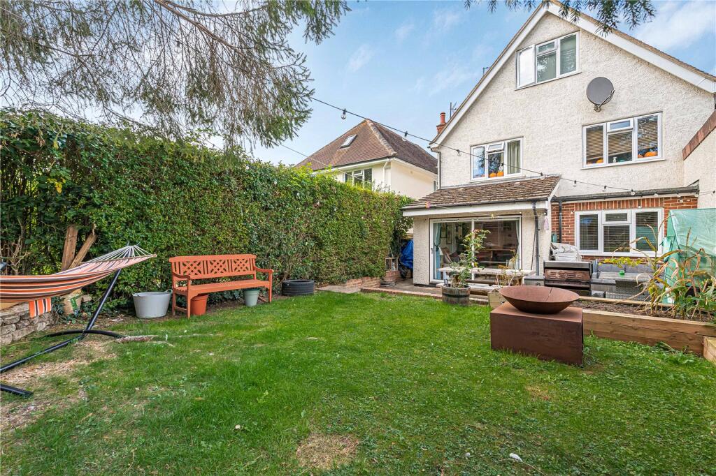 Main image of property: Third Acre Rise, Botley, OX2