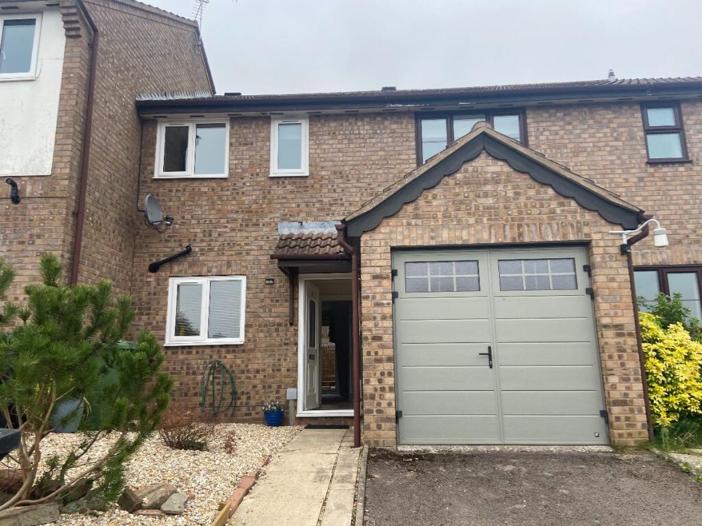 Main image of property: Primrose Close