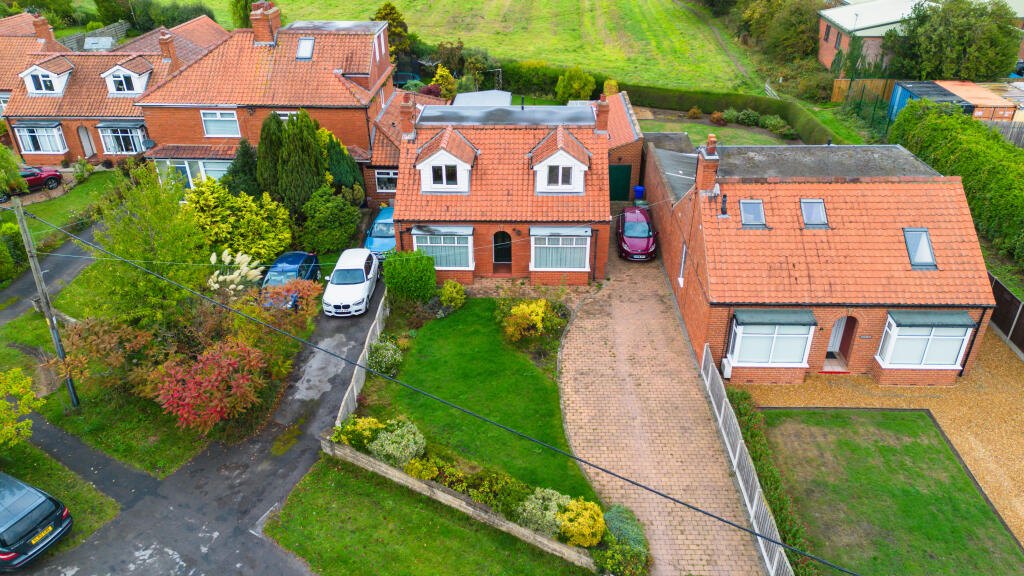 Main image of property: Hull Road, Dunnington, York, YO19
