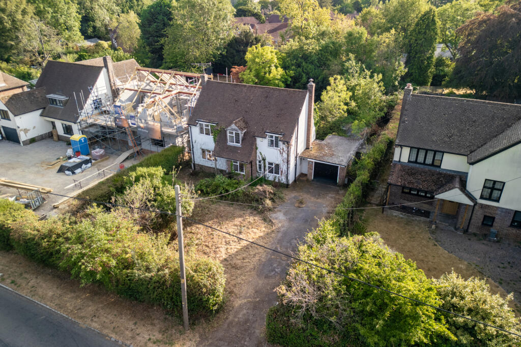 Main image of property: Main Road, Lacey Green, Princes Risborough, Buckinghamshire, HP27