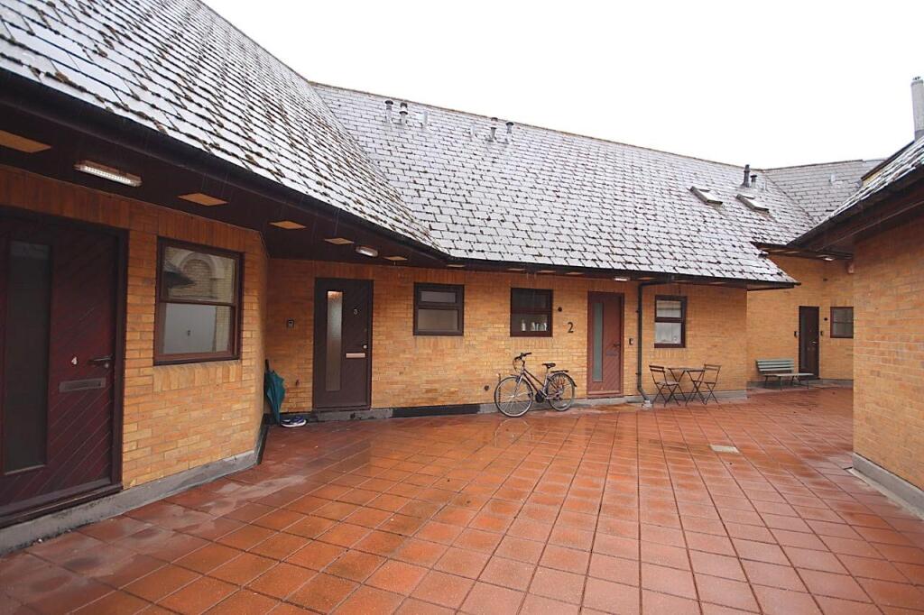 Main image of property: Burleigh Street, Cambridge