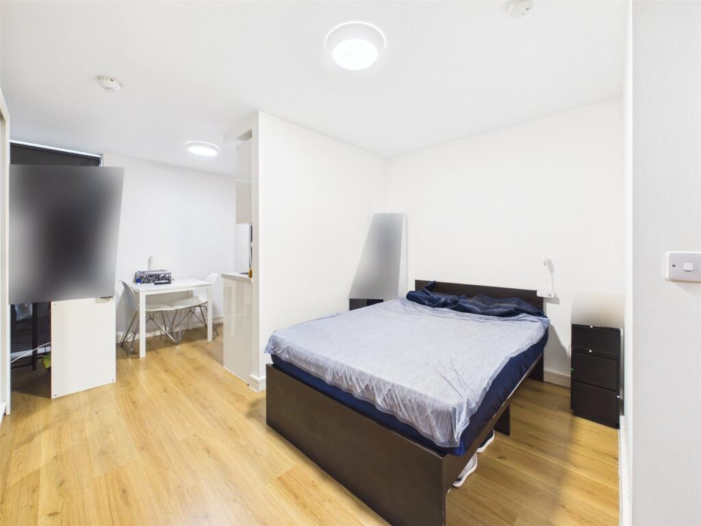 Main image of property: Upper Parliament Street, Liverpool, Merseyside, L8