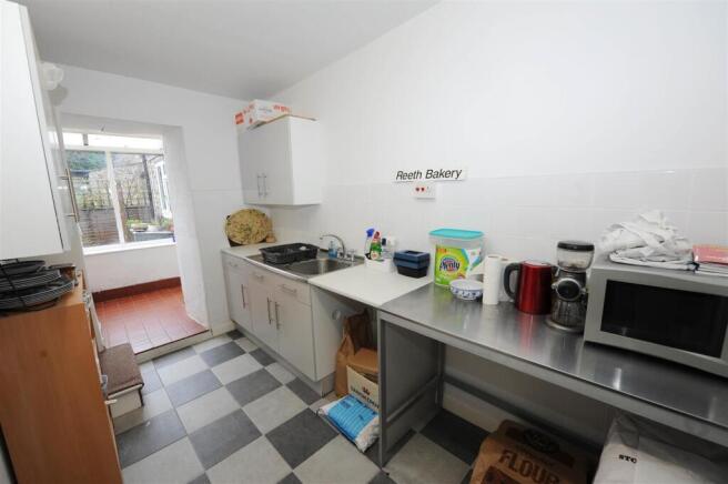 BACK-KITCHEN