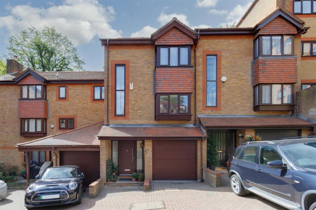 Main image of property: Thornbury Square, Highgate, London, N6