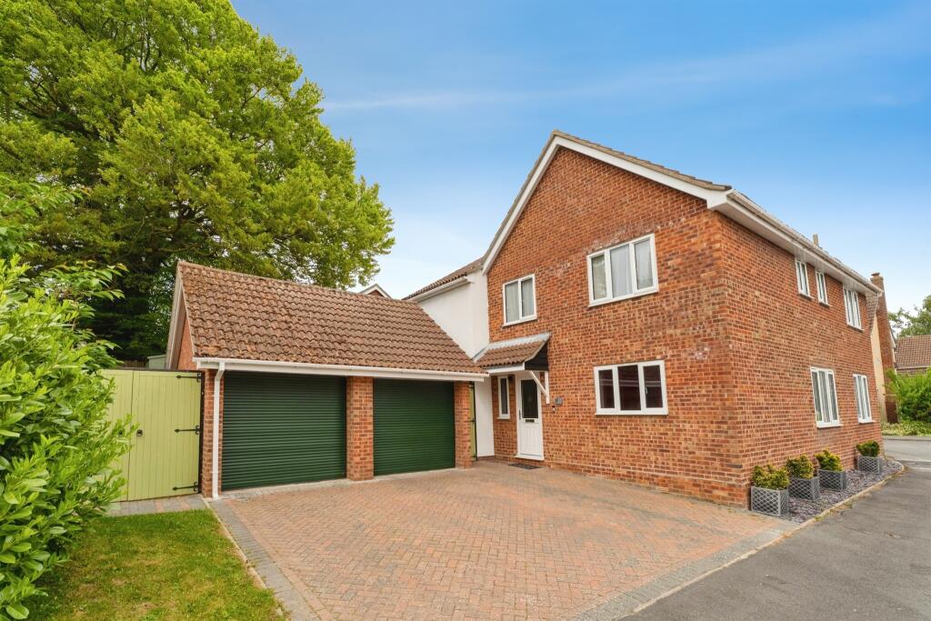 Main image of property: Hollybush Way, Linton, Cambridge