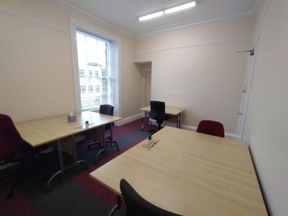 5 Person Office