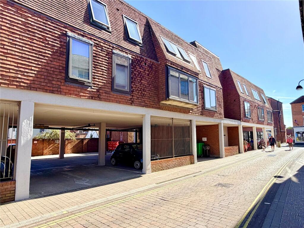Main image of property: New Street, Lymington, Hampshire, SO41