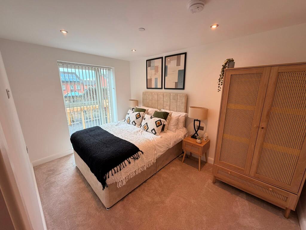 Main image of property: Richmond Hill Approach, LEEDS