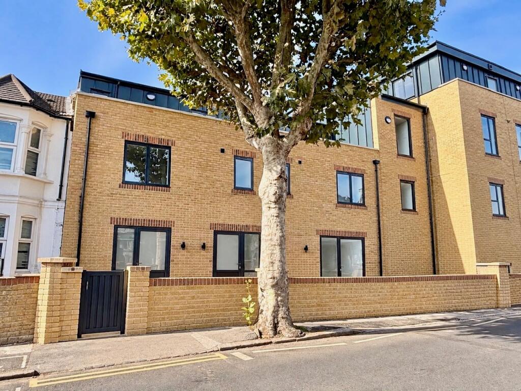 Main image of property: Wakefield Street, East Ham, E6