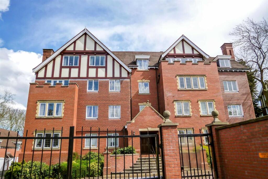 Main image of property: Warwick Road, Seymour House Warwick Road, CV3