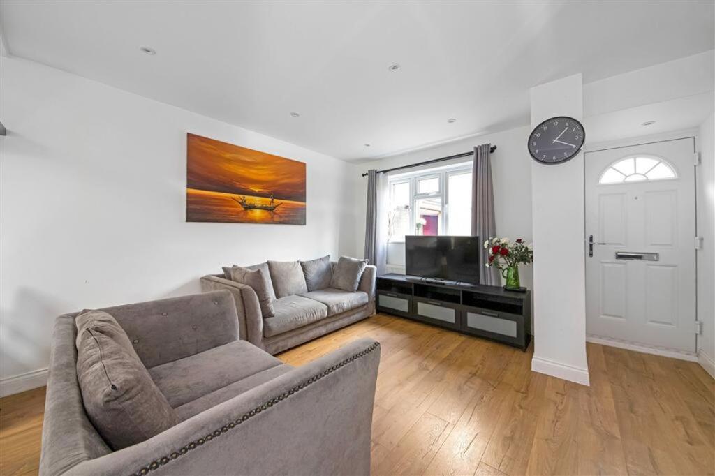 Main image of property: Greenland Mews, New Cross