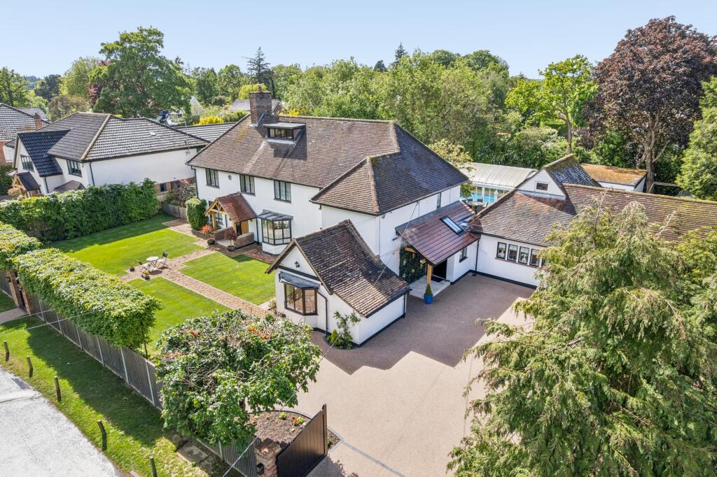 Main image of property: Shootersway Lane, Berkhamsted
