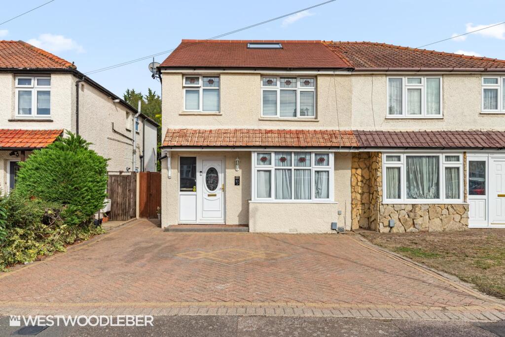 Main image of property: Admirals Walk, Hoddesdon