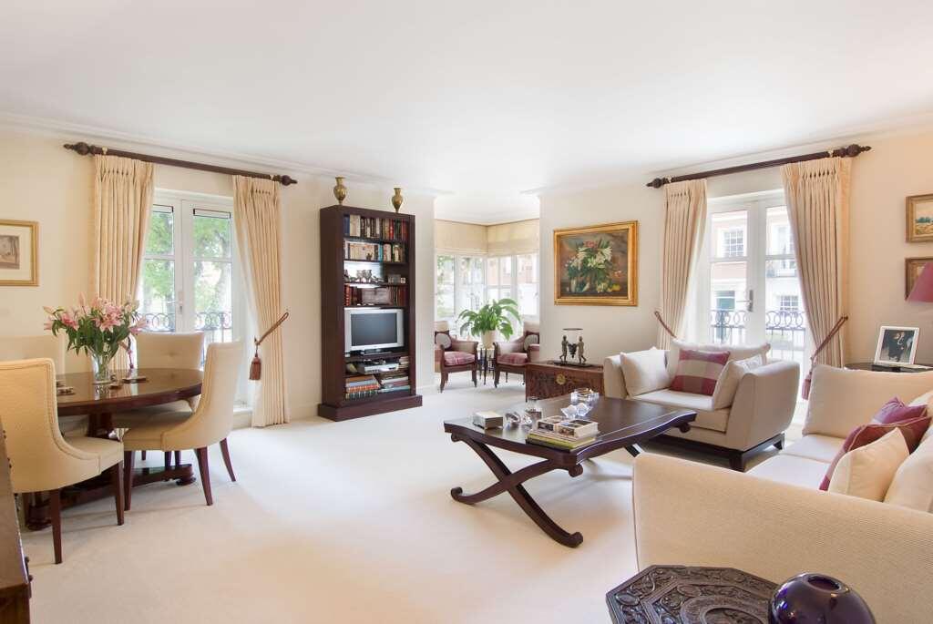 Main image of property: Oak Lodge, Kensington Green