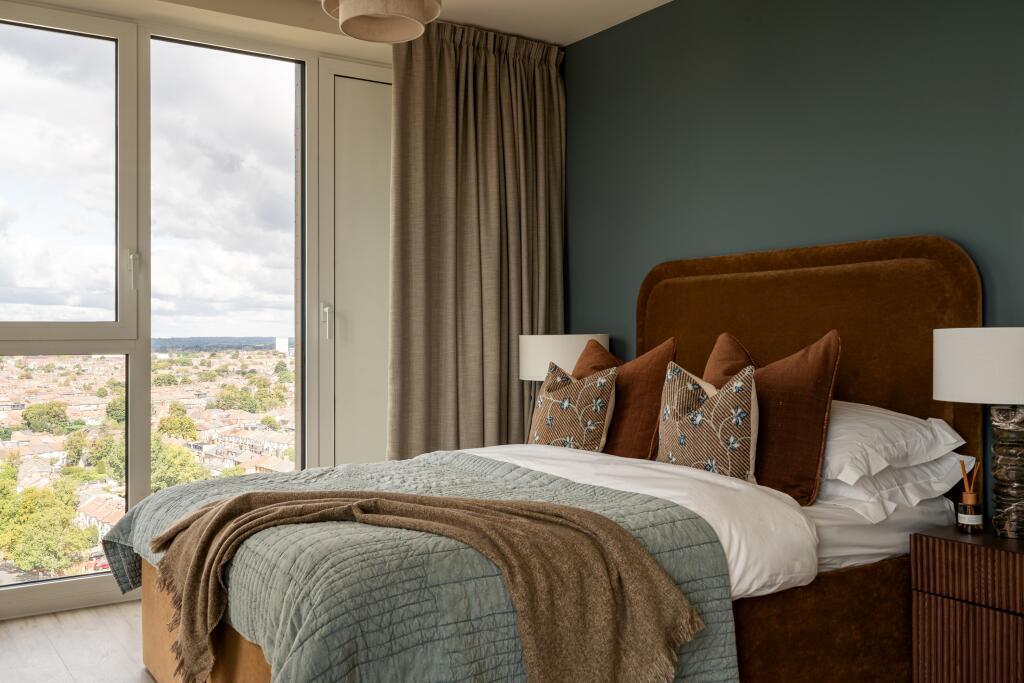 Main image of property: Flat 33, Aquifer House, 10 Mill Road, Ilford, London, IG1