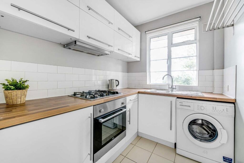 Main image of property: Leigham Court Road, Streatham