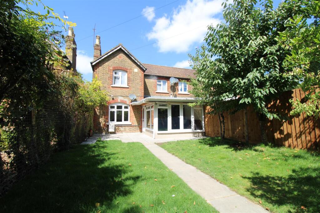 Main image of property: Theobalds Park Road, Enfield