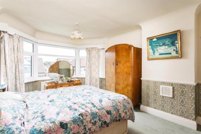13 Tredgold Avenue-16_AI_EDIT.jpg