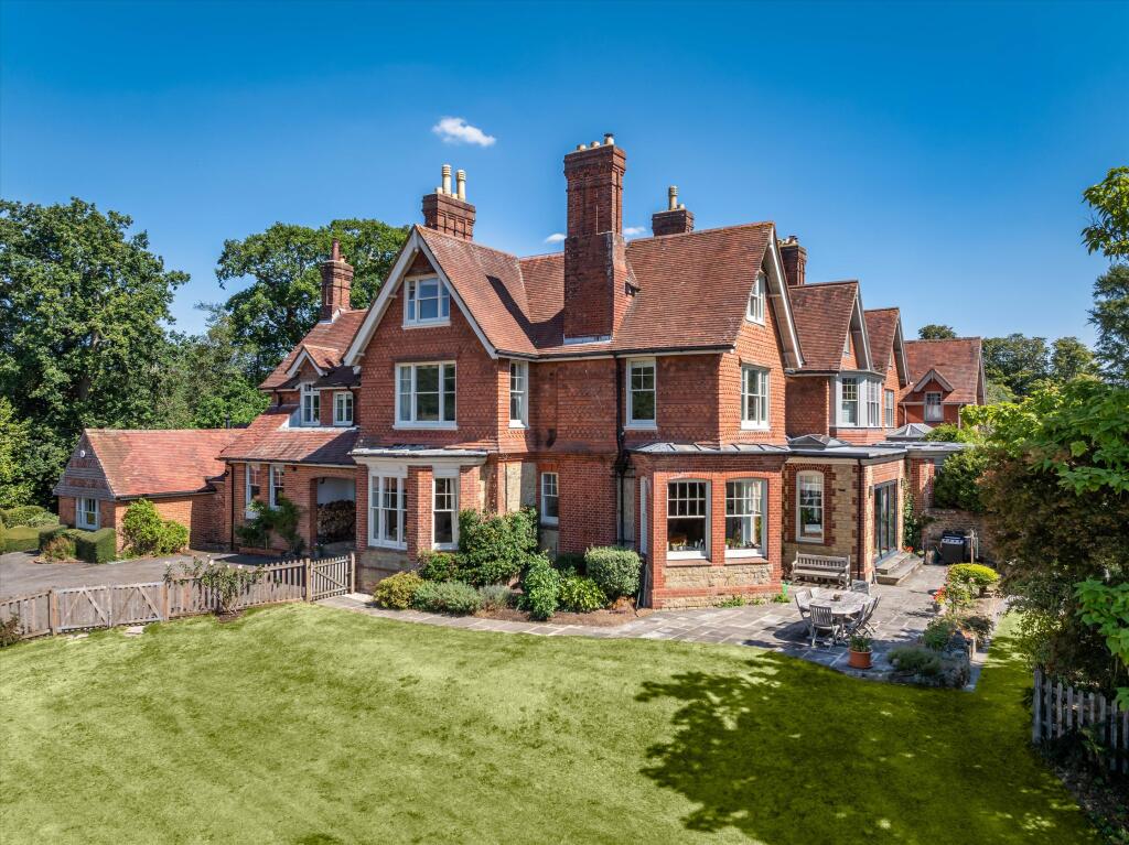 Main image of property: Hollist Lane, Easebourne, Midhurst, West Sussex GU29