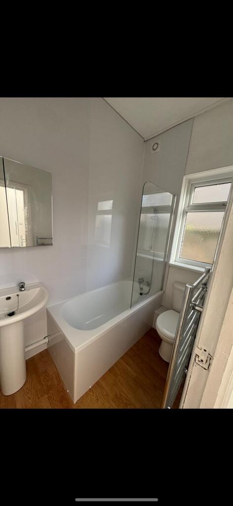 Main image of property: Pier Road,
Northfleet,
Gravesend,
DA11