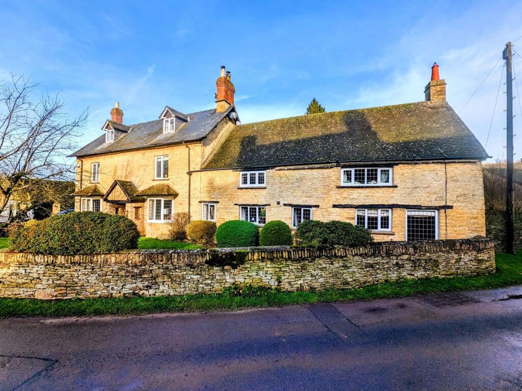 Main image of property: Vicarage Lane, Long Compton, Shipston-on-Stour, Warwickshire