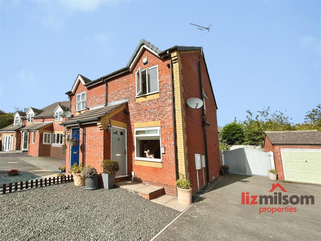 Main image of property: Ladyfields Way, Newhall, Swadlincote