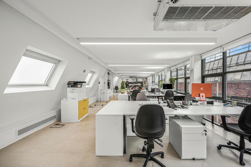 office 11.jpg