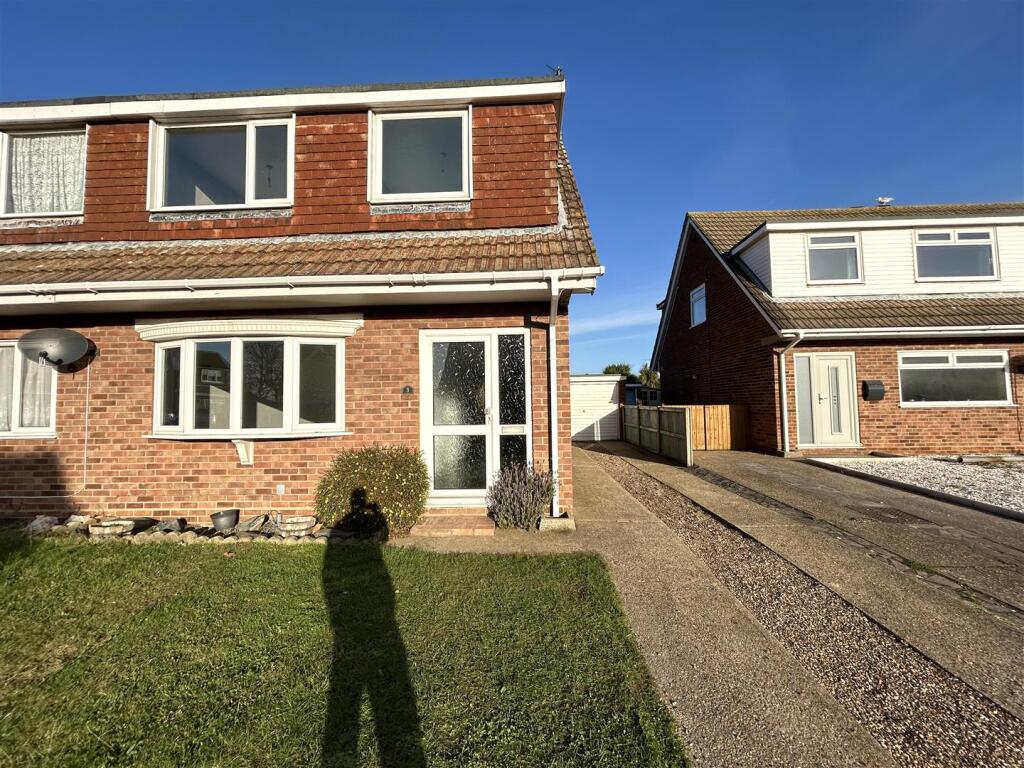 Main image of property: Munnings Drive, Clacton-On-Sea, Essex, CO16