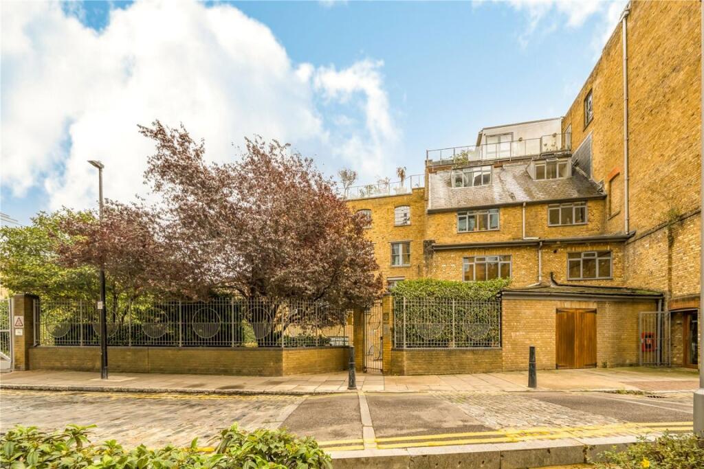 Main image of property: Gowers Walk, Aldgate East