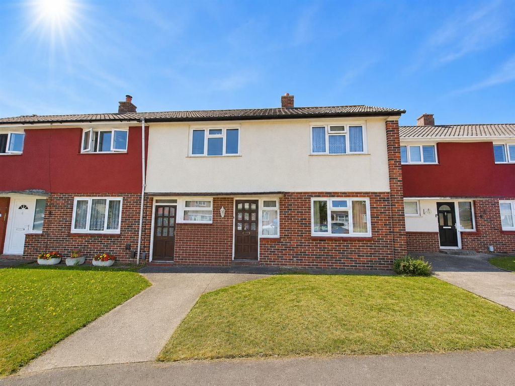 Main image of property: Chale Close, Gosport